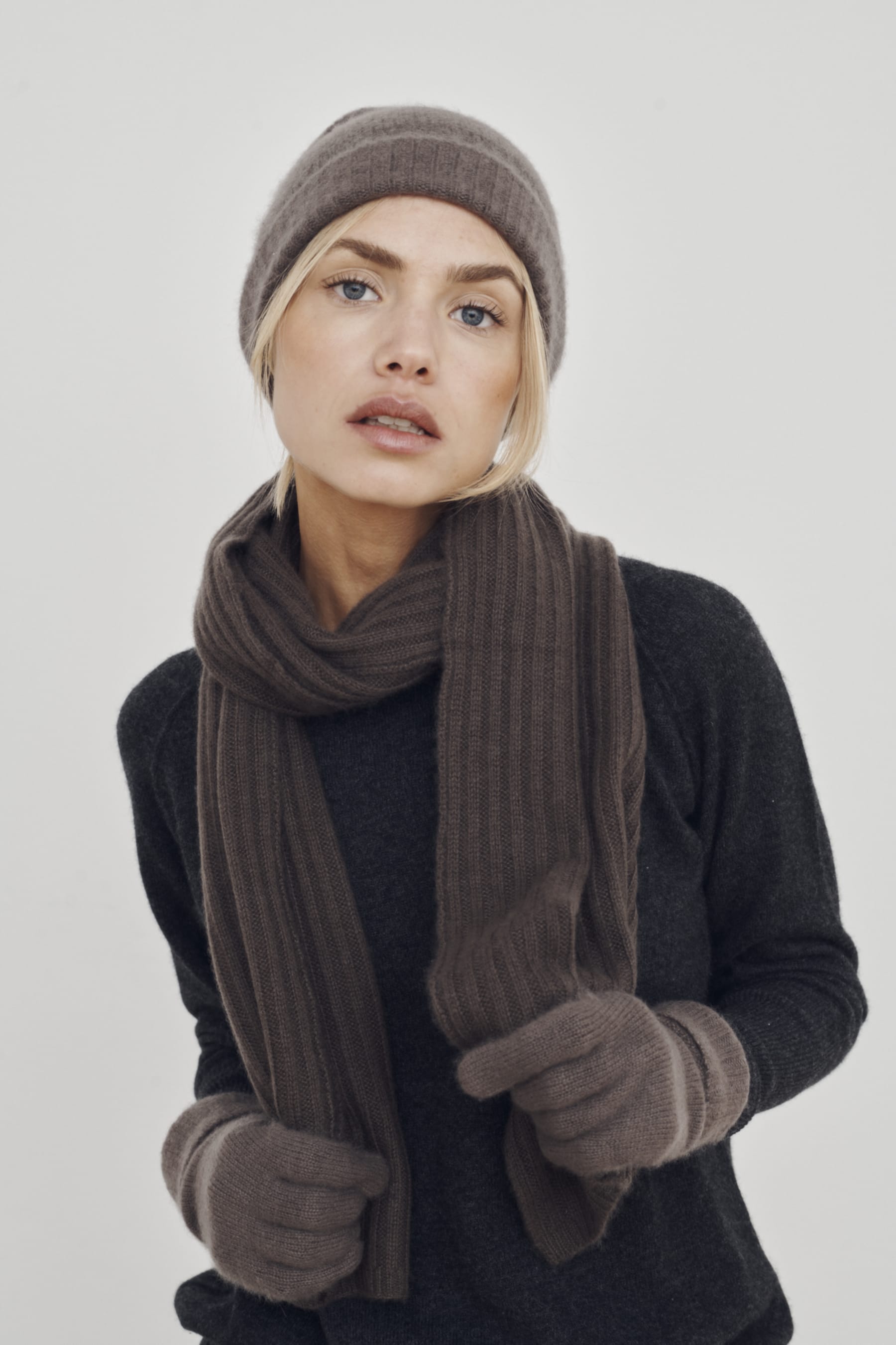 Sofie Gloves