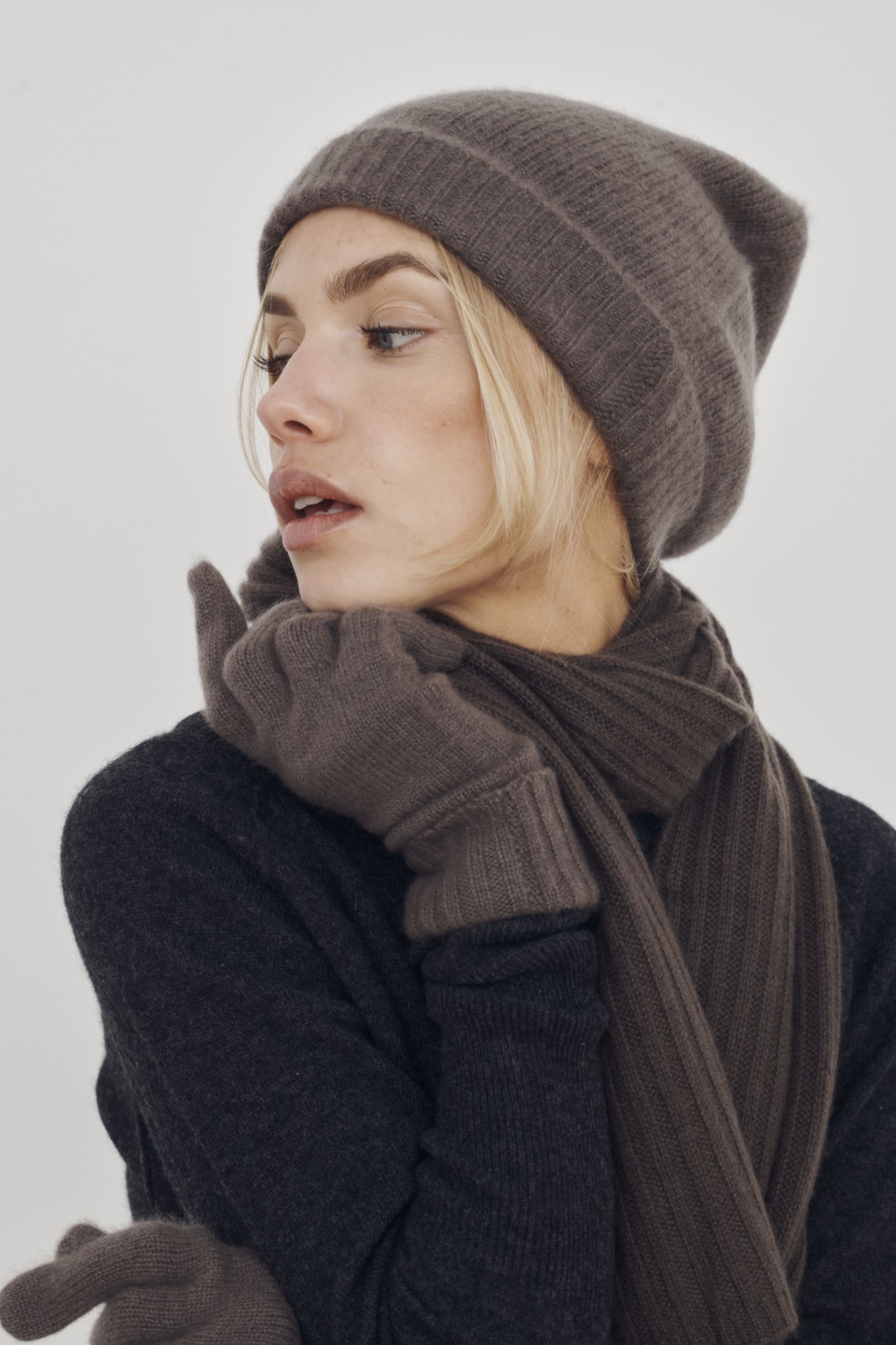 Sofie Gloves